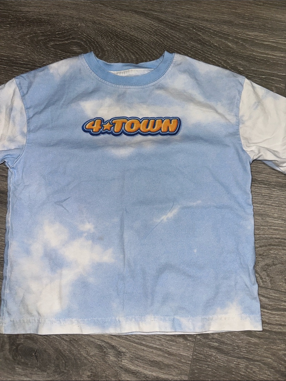 Disney Tie-Dye 'Nobody Like You' - Picture 3 of 4